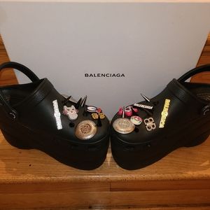 BALENCIAGA PLATFORM CROCS SZ 39